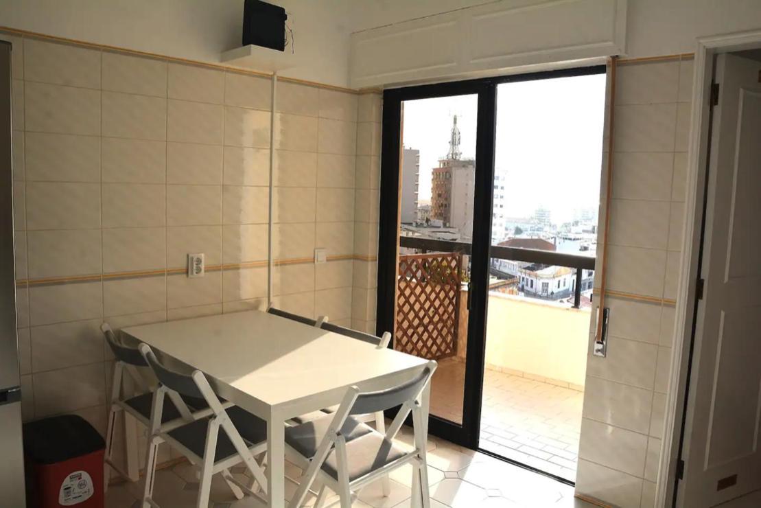 Blife Chelsya Private Rooms District de District de Faro Extérieur photo
